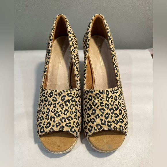 TOMS Leopard Print Michelle Espadrille Wedge Sandals size - Picture 3 of 8